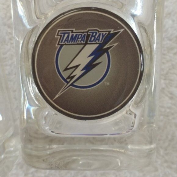 Tampa Bay Lightning heavy shot glasses (total of 8) - Picture 10 of 15
